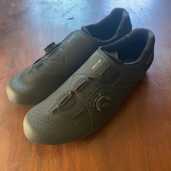 Shimano RC3 Road Biking shoes - Picture 2 of 5